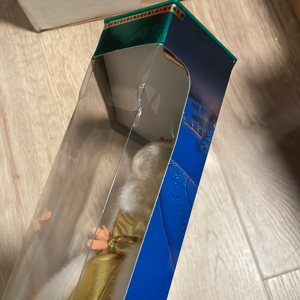 Collectible 1994 Holiday Barbie - Picture 3 of 4